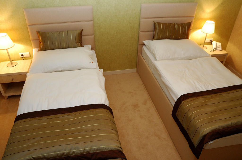 Hotel Predium Vrable Room photo